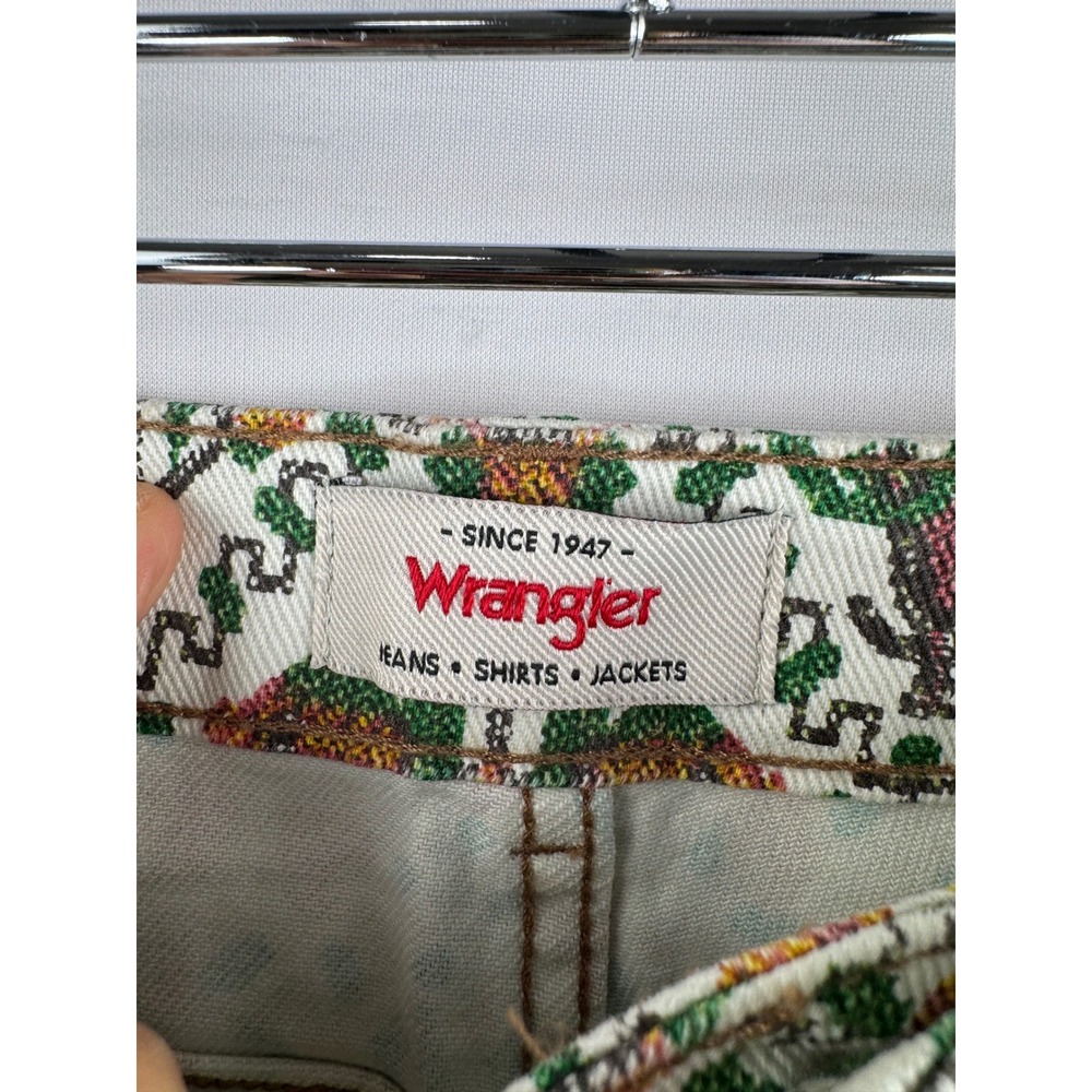 Wrangler High Rise Fierce Flare Jeans Boho Festival Multicolored cow girl sz 31 - Picture 5 of 12